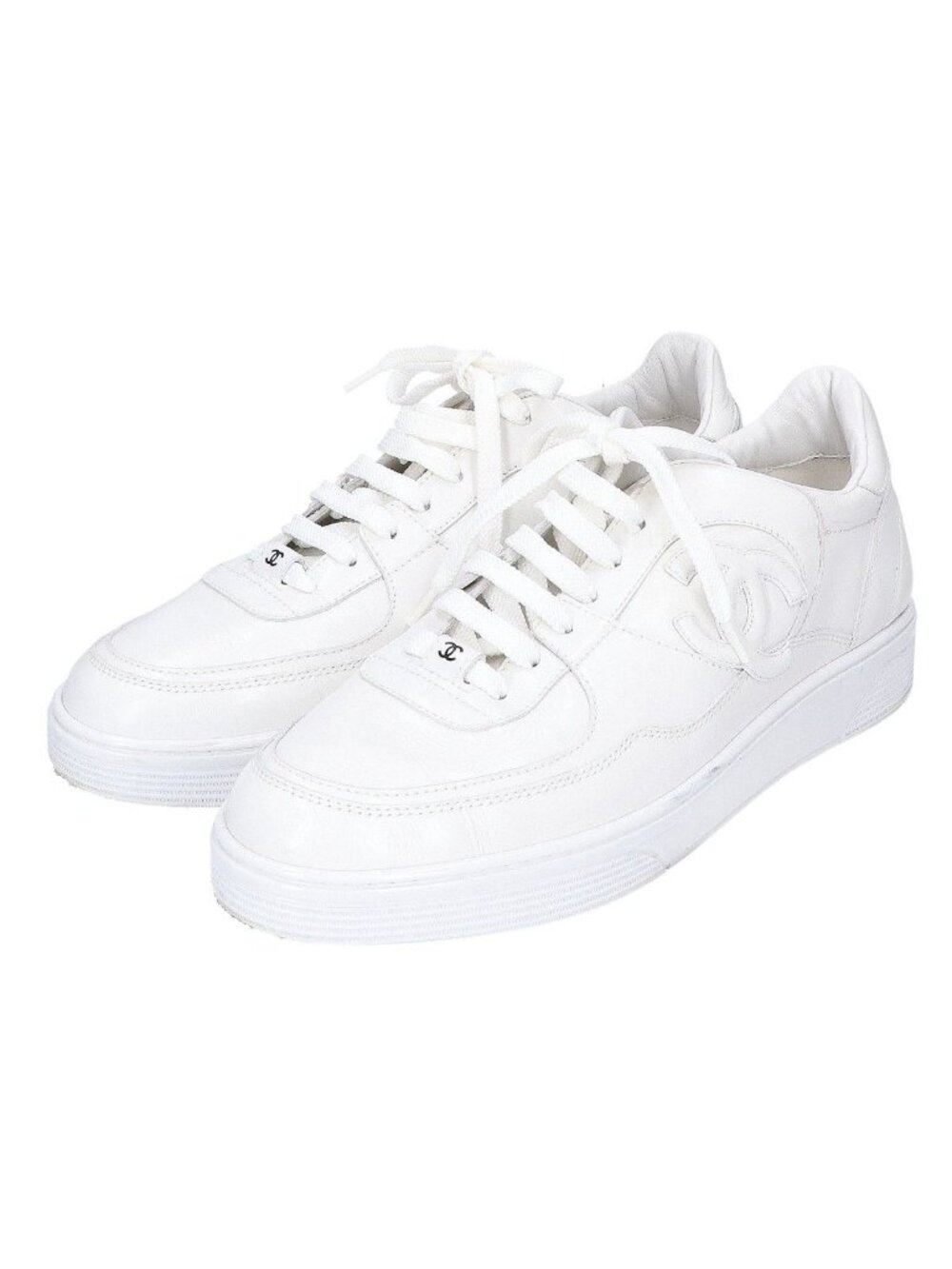 Chanel CC Logo Leather Sneakers
